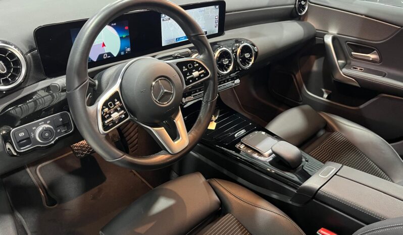 MERCEDES GLA 180d