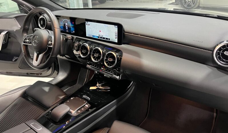MERCEDES GLA 180d