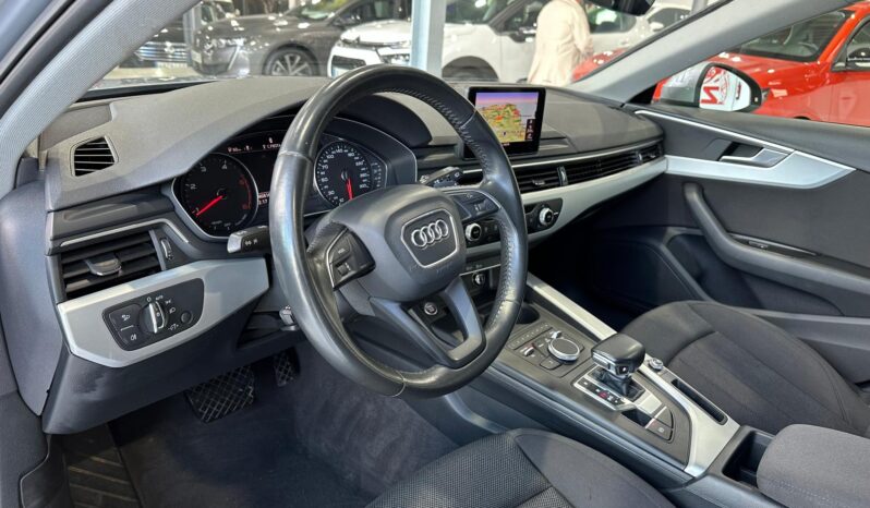AUDI A4 AVANT 08/2018