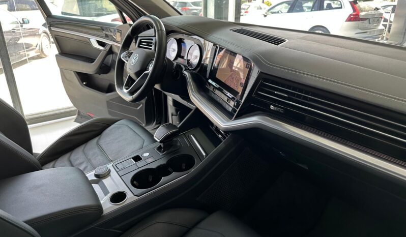 VOLKSWAGEN TOUAREG 12/2021